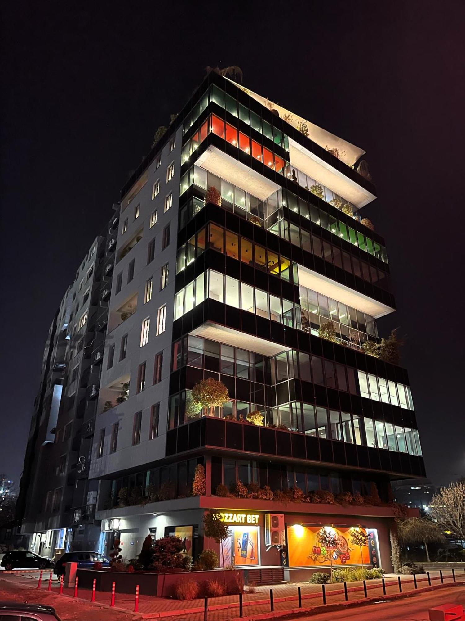 Sunlight Luxe Apartment Skopje Eksteriør bilde